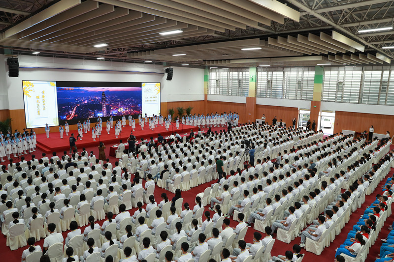 北京二中开学典礼。学校供图