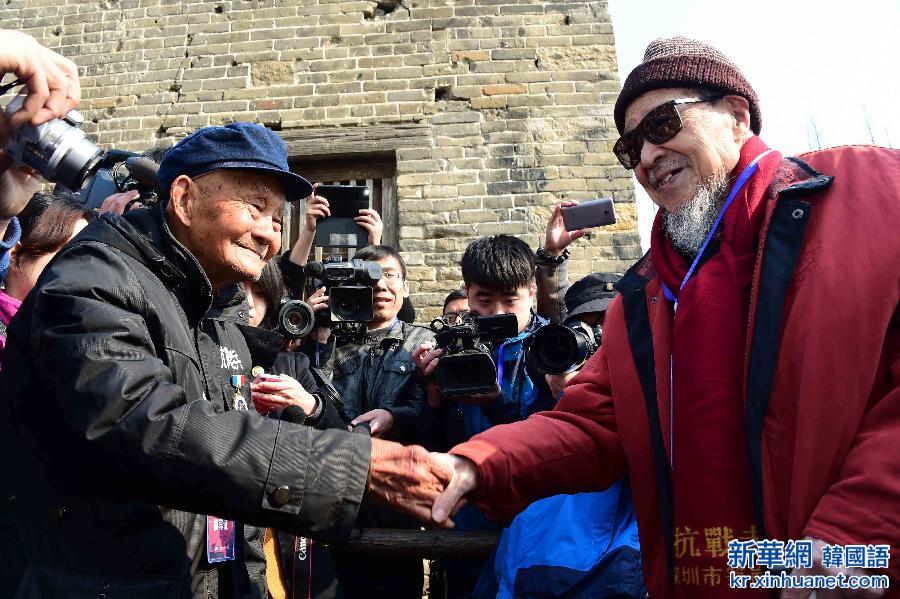（社会）（2）山东枣庄举行台儿庄大战77周年纪念活动