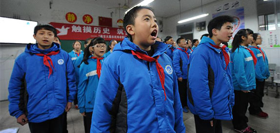 重慶：中学校が夢の教室を行う