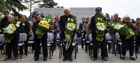 Chine : hommage aux victimes du Massacre de Nanjing