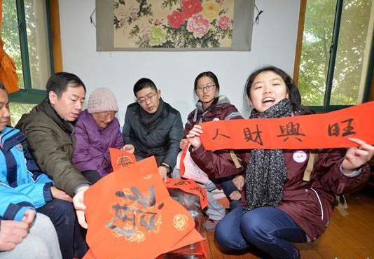 在世南京大屠杀幸存者仅百余人 新春慰问活动启动