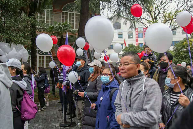 徒步的起点和终点均设在鼓楼医院